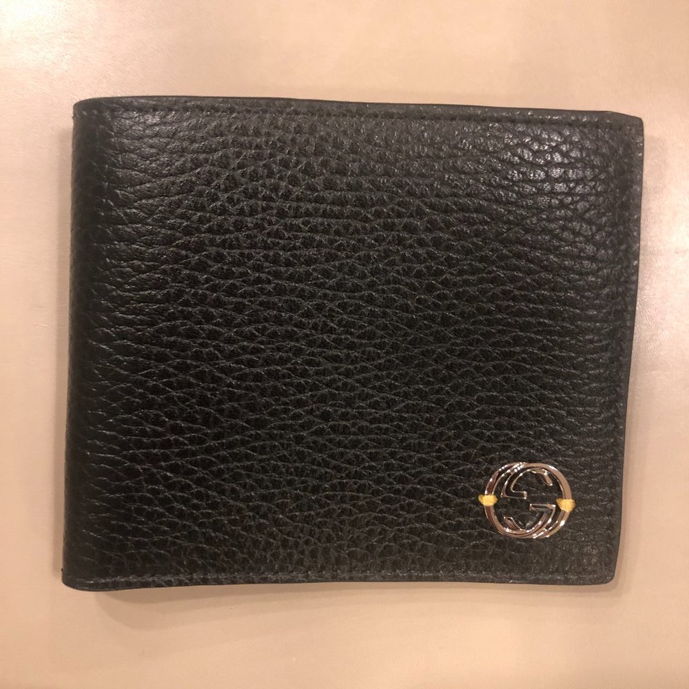 Gucci Black Bifold Short Wallet with Yellow Interior